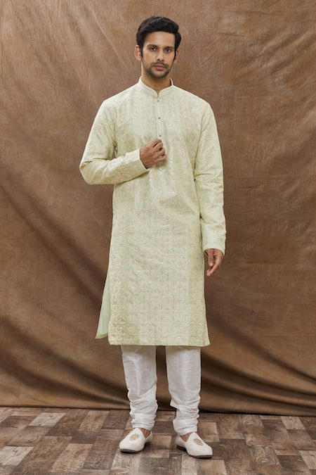 Aham-Vayam Tyohaar Embroidered Kurta Set 