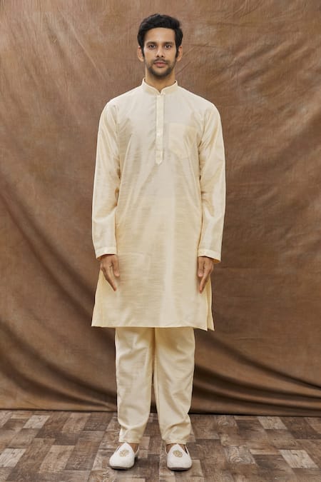 Aham-Vayam Cream Cotton Blend Sunahra Geometric Pattern Bundi And Kurta Set Online at Aza Fashions Aham-Vayam_Cream Cotton Blend Sunahra Geometric Pattern Bundi And Kurta Set_Online_at_Aza_Fashions