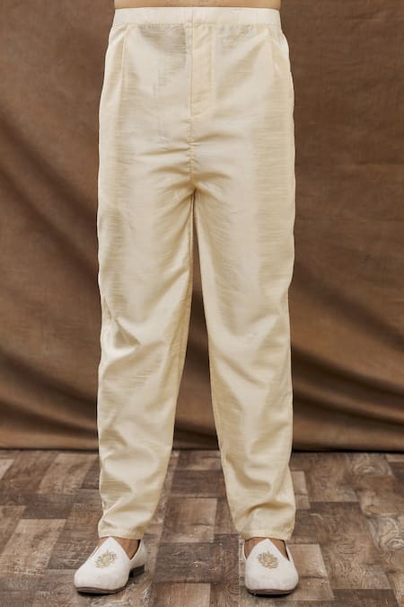 Shop Aham-Vayam Cream Cotton Blend Sunahra Geometric Pattern Bundi And Kurta Set Online at Aza Fashions Shop_Aham-Vayam_Cream Cotton Blend Sunahra Geometric Pattern Bundi And Kurta Set_Online_at_Aza_Fashions