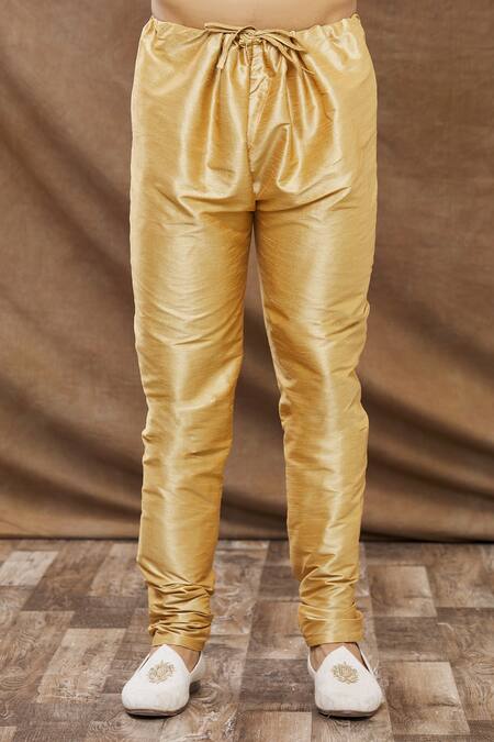 Aham-Vayam Cream Silk Blend Floral Kamal Embroidered Kurta Set at Aza Fashions Aham-Vayam_Cream Silk Blend Floral Kamal Embroidered Kurta Set _at_Aza_Fashions