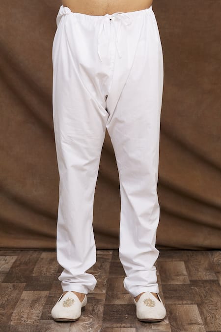 Aham-Vayam Orange Cotton Scallop Uday Embroidered Kurta Set at Aza Fashions Aham-Vayam_Orange Cotton Scallop Uday Embroidered Kurta Set_at_Aza_Fashions