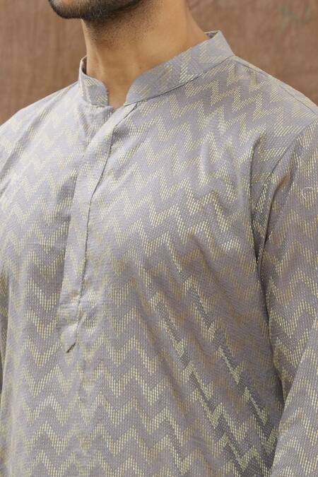 Shop_Aham-Vayam_Grey Cotton Chevron Pattern Kurta Set _Online_at_Aza_Fashions