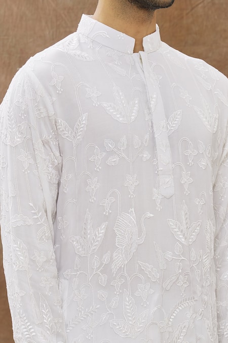 Shop Aham-Vayam White Cotton Blend Swan Leaf Embroidered Kurta Set Online at Aza Fashions Shop_Aham-Vayam_White Cotton Blend Swan Leaf Embroidered Kurta Set _Online_at_Aza_Fashions