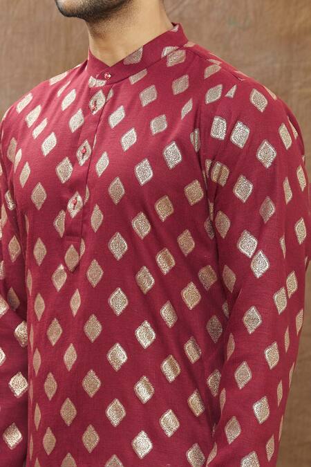 Shop_Aham-Vayam_Maroon Cotton Blend Sona Floral Pattern Kurta Set _Online_at_Aza_Fashions