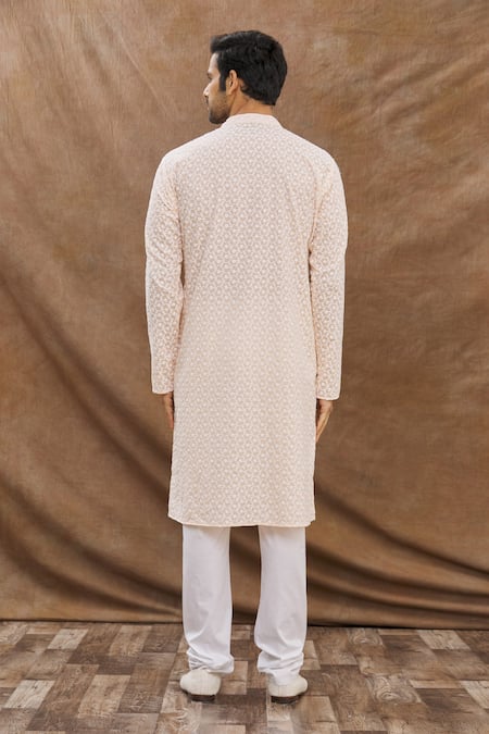 Aham-Vayam Phool Patti Embroidered Kurta Set 