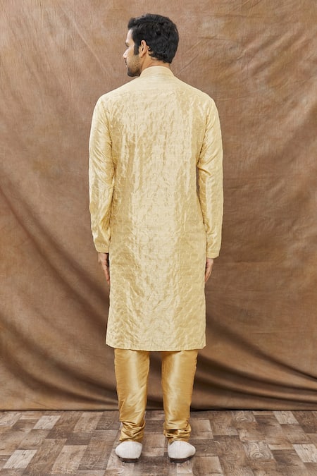 Aham-Vayam Geometric Embroidered Kurta Set 