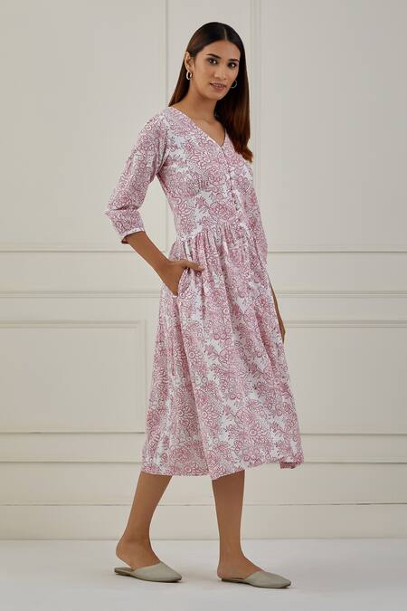 Musal White 100% Cotton Floral Print V Neck Winnipeg Dress Online at Aza Fashions Musal_White 100% Cotton Floral Print V Neck Winnipeg Dress _Online_at_Aza_Fashions