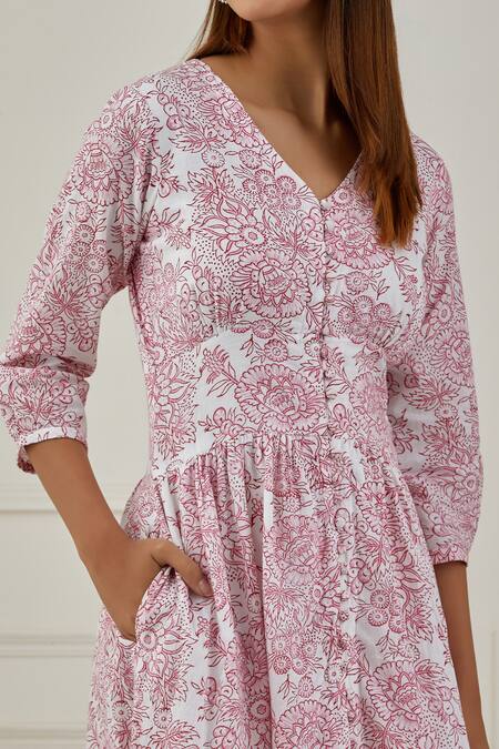 Shop Musal White 100% Cotton Floral Print V Neck Winnipeg Dress Online at Aza Fashions Shop_Musal_White 100% Cotton Floral Print V Neck Winnipeg Dress _Online_at_Aza_Fashions