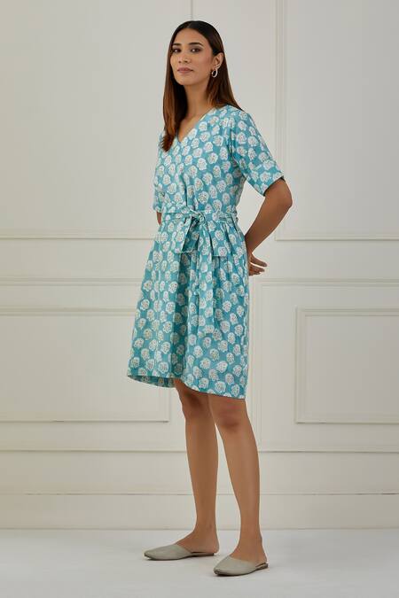Buy_Musal_Blue 100% Cotton Floral Print V Neck Issyk Short Dress _Online_at_Aza_Fashions