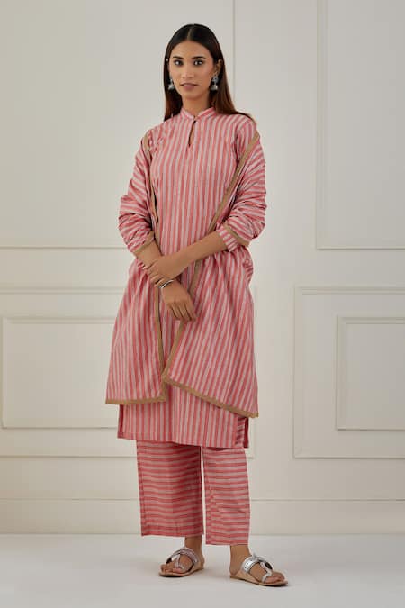 Musal Pink 100% Cotton Striped Band Yajoa Print Kurta Pant Set at Aza Fashions Musal_Pink 100% Cotton Striped Band Yajoa Print Kurta Pant Set _at_Aza_Fashions