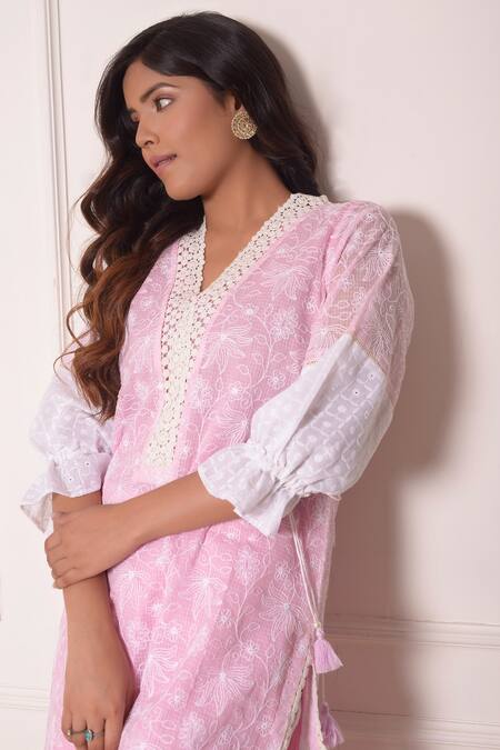 Surabhi Arya_Pink Chanderi, Kota Doriya Lace , Thread V Embroidered Kurta And Pant Set_at_Aza_Fashions