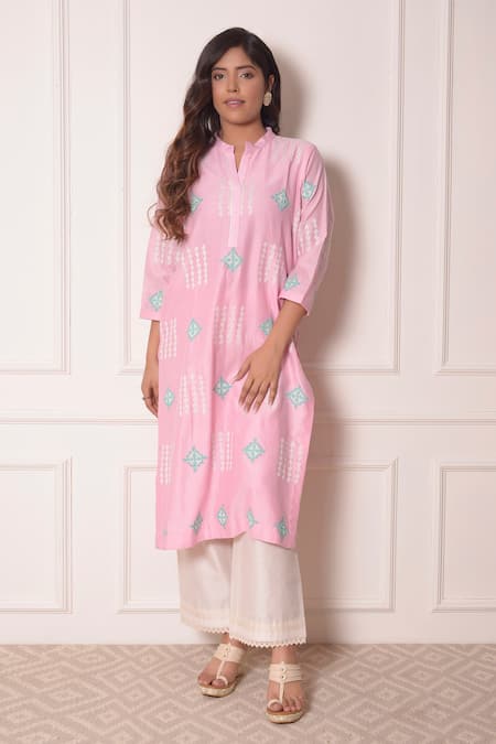 Surabhi Arya Pink Chanderi Geometric Applique Work Band Collar Kurta And Pant Set 