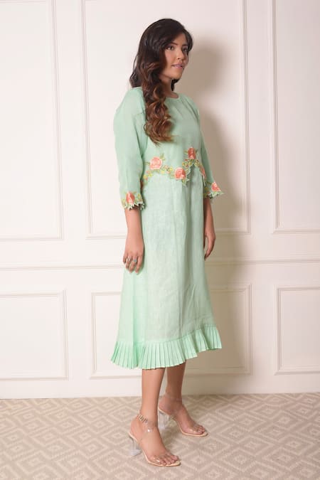 Surabhi Arya_Green Organza, Linen Thread Work Round Embroidered Tunic_Online_at_Aza_Fashions