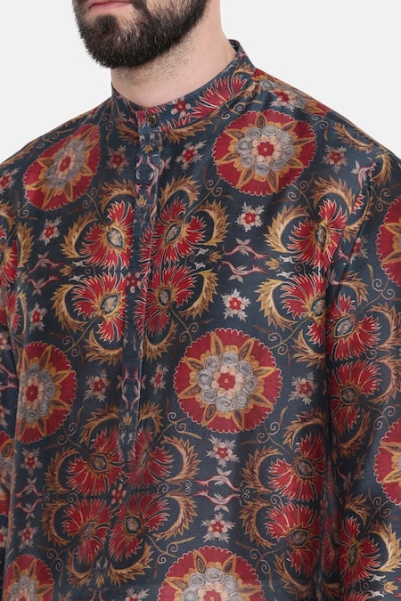 Mayank Modi - Men Red Silk Chanderi Floral Kurta Set at Aza Fashions Mayank Modi - Men_Red Silk Chanderi Floral Kurta Set _at_Aza_Fashions