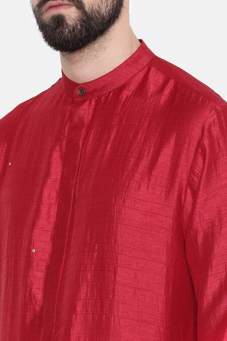 Mayank Modi - Men Red Silk And Cotton Slub Mukaish Work Embroidered Kurta & Churidar Set at Aza Fashions Mayank Modi - Men_Red Silk And Cotton Slub Mukaish Work Embroidered Kurta & Churidar Set _at_Aza_Fashions