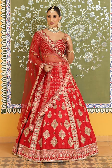 Amrin Khan Red Raw Silk Zardozi Floral Motifs Leaf Neck Embroidered Bridal Lehenga Set Online at Aza Fashions Amrin Khan_Red Raw Silk Zardozi Floral Motifs Leaf Neck Embroidered Bridal Lehenga Set _Online_at_Aza_Fashions