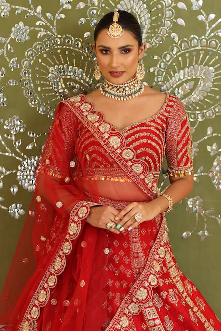 Buy_Amrin Khan_Red Raw Silk Zardozi Floral Motifs Leaf Neck Embroidered Bridal Lehenga Set _Online_at_Aza_Fashions
