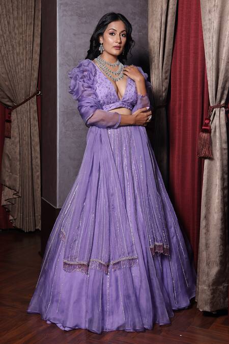 Amrin Khan_Purple Organza Sequins Plunge V Neck Embroidered Lehenga Set _Online_at_Aza_Fashions