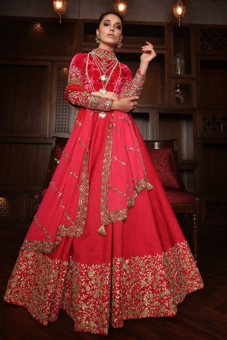 Amrin khan Embroidered Bridal Lehenga Set 