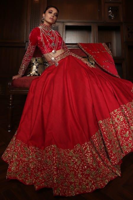 Buy_AMRIN KHAN_Red Raw Silk, Velvet Cutdana, Floral Motifs, Embroidered Bridal Lehenga Set _Online_at_Aza_Fashions