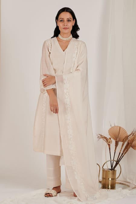 JDang.Label White Embroidered Machine V Neck Chanderi Cotton Kurta Set