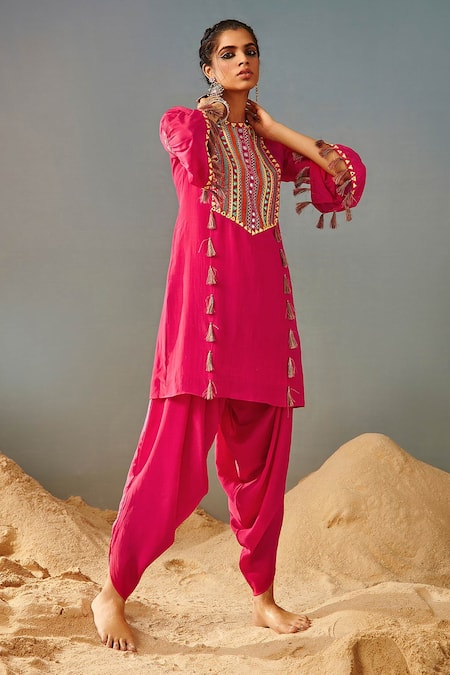 Samatvam By Anjali Bhaskar Embroidered Kurta & Dhoti Pant Set 