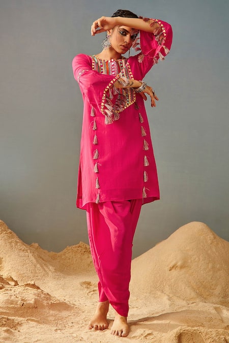 Samatvam By Anjali Bhaskar Embroidered Kurta & Dhoti Pant Set 