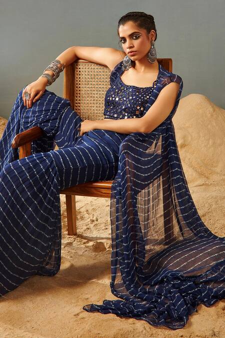 Kiara Advani's blue printed Rishi and Vibhuti sharara came with a