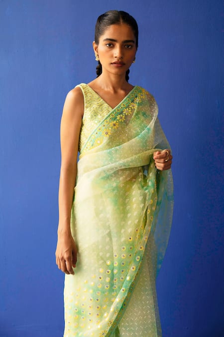 Buy_Surbhi Gupta_Yellow Organza Printed Geometric V Neck Maris Saree With Blouse  _Online_at_Aza_Fashions