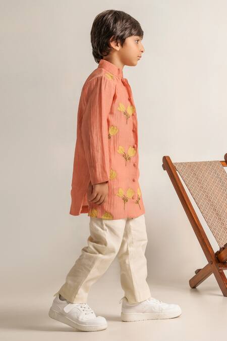 The Right Cut_Peach Cotton Applique Floral Embroidered Kurta Set _Online_at_Aza_Fashions