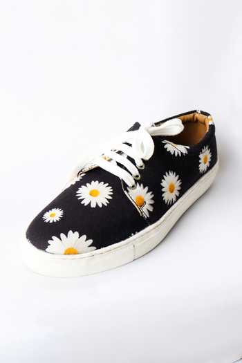 Shop_LA Fiza_Black Layla Daisy Sneakers_Online_at_Aza_Fashions