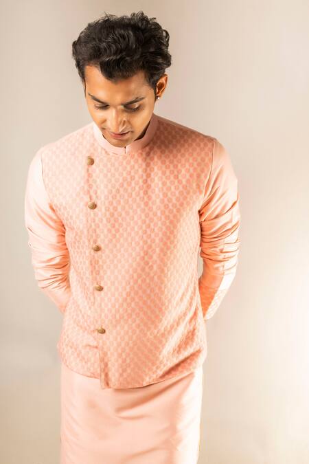 Buy_Aashiana_Peach Cotton Silk Satin Embroidery Geometric Bundi And Kurta Set  _Online_at_Aza_Fashions