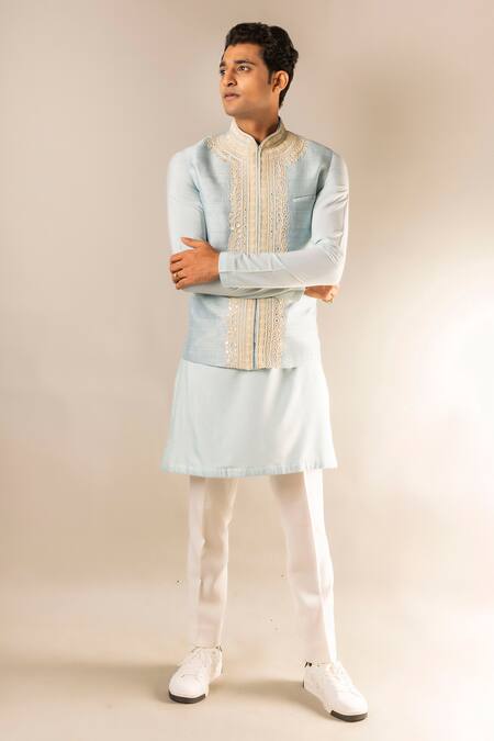 Aashiana Mirror Embroidered Bundi & Kurta Set 