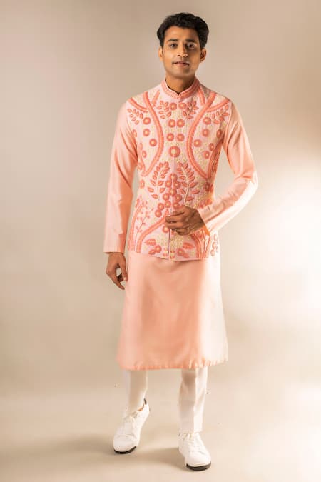 Aashiana Embroidered Bundi & Kurta Set 