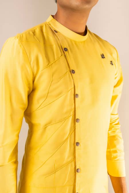 Buy_Aashiana_Yellow Cotton Silk Satin Plain Pintuck Kurta Set _Online_at_Aza_Fashions