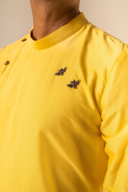 Shop_Aashiana_Yellow Cotton Silk Satin Plain Pintuck Kurta Set _Online_at_Aza_Fashions