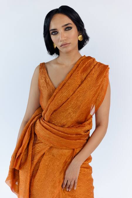 Shop Mimamsaa Brown Tissue Silk Embroidered Aarjavee Hand Crushed Saree Online at Aza Fashions Shop_Mimamsaa_Brown Tissue Silk Embroidered Aarjavee Hand Crushed Saree _Online_at_Aza_Fashions