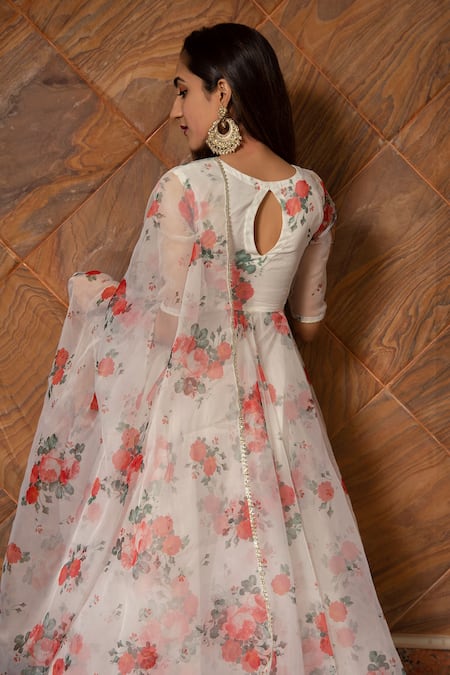 Shop Pomcha Jaipur White Anarkali, Dupatta Organza, Pant Cotton Floral Notched Print Set at Aza Fashions Shop_Pomcha Jaipur_White Anarkali, Dupatta Organza, Pant Cotton Floral Notched Print Set _at_Aza_Fashions