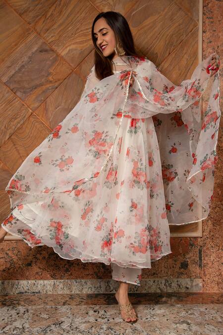Pomcha Jaipur White Anarkali, Dupatta Organza, Pant Cotton Floral Notched Print Set Online at Aza Fashions Pomcha Jaipur_White Anarkali, Dupatta Organza, Pant Cotton Floral Notched Print Set _Online_at_Aza_Fashions
