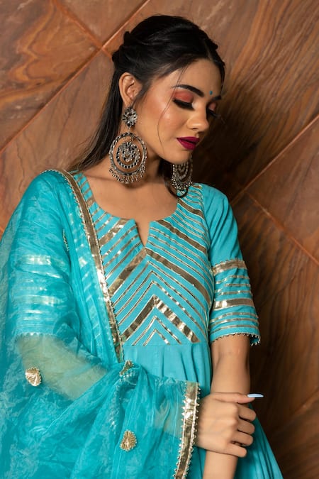 Shop Pomcha Jaipur Blue Anarkali, Dupatta Organza, Pant Pure Cotton Gota Notched Embellished Set Online at Aza Fashions Shop_Pomcha Jaipur_Blue Anarkali, Dupatta Organza, Pant Pure Cotton Gota Notched Embellished Set _Online_at_Aza_Fashions