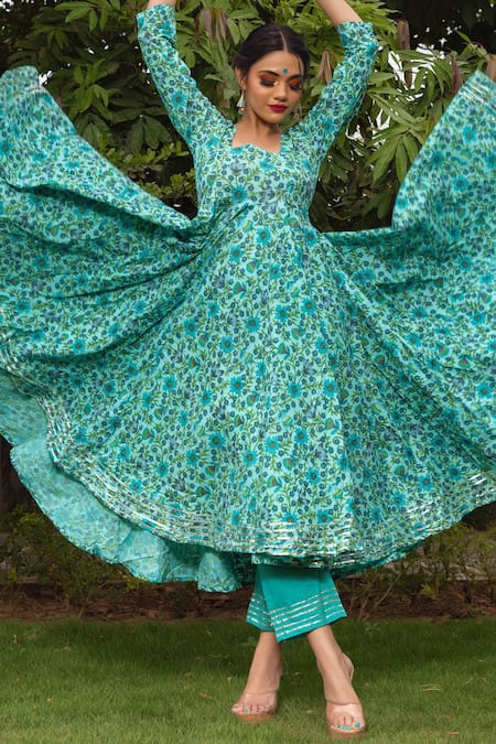 Buy_Pomcha Jaipur_Green Cotton Floral Motifs Square Neck Hand Block Print Anarkali Set _Online_at_Aza_Fashions