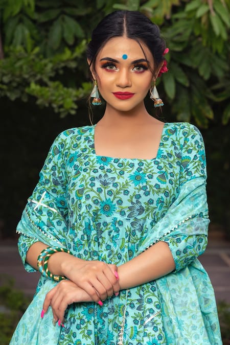 Shop_Pomcha Jaipur_Green Cotton Floral Motifs Square Neck Hand Block Print Anarkali Set _Online_at_Aza_Fashions