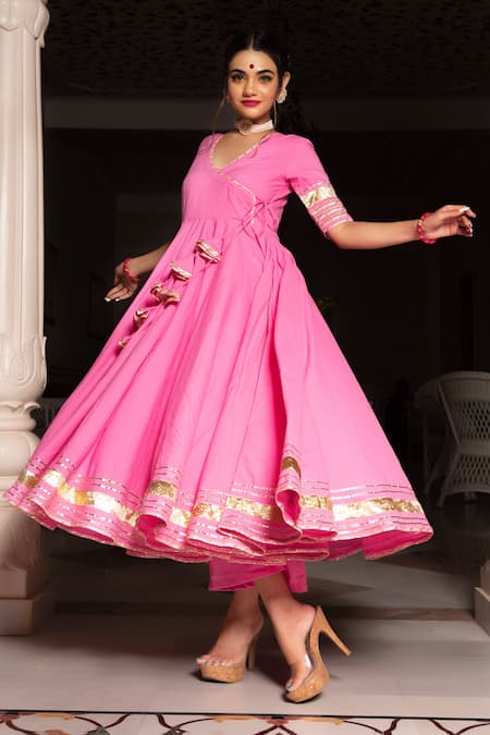 Buy Pomcha Jaipur Pink Cotton, Dupatta Kota Doria V Neck Angarkha Pant Set Online at Aza Fashions Buy_Pomcha Jaipur_Pink Cotton, Dupatta Kota Doria V Neck Angarkha Pant Set _Online_at_Aza_Fashions