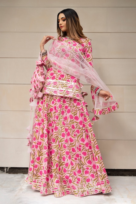 Buy_Pomcha Jaipur_Pink Cotton, Dupatta Soft Net Floral Motifs Hand Block Print Skirt Kurta Set _at_Aza_Fashions