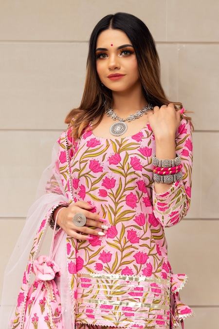 Buy_Pomcha Jaipur_Pink Cotton, Dupatta Soft Net Floral Motifs Hand Block Print Skirt Kurta Set _Online_at_Aza_Fashions