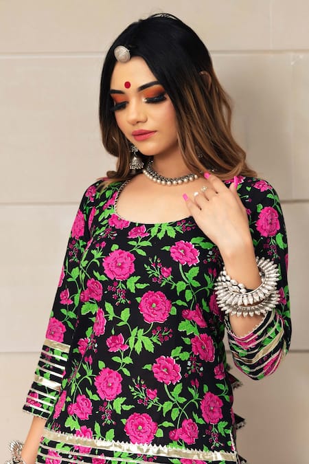 Pink Muslin Striped Printed Zari Neck Embroidered Kurti Pant Set – Meena  Bazaar