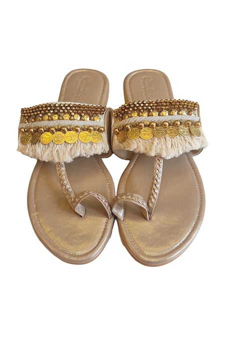 Shop Cinderella By Heena Yusuf Ivory Embroidered Kolhapuri Flats at Aza Fashions Shop_Cinderella By Heena Yusuf_Ivory Embroidered Kolhapuri Flats _at_Aza_Fashions