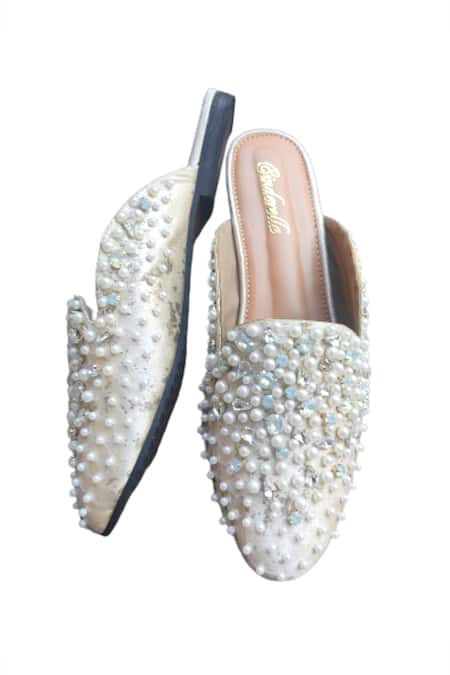 Shop Cinderella By Heena Yusuf White Embroidered Adore Mules at Aza Fashions Shop_Cinderella By Heena Yusuf_White Embroidered Adore Mules _at_Aza_Fashions