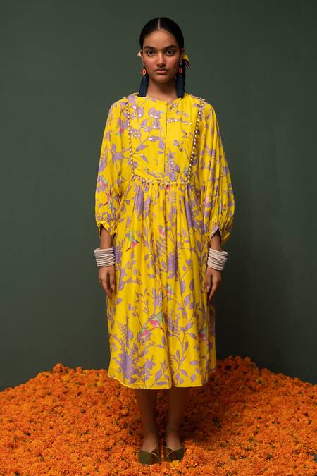 Yellow Floral Print Short Sleeve V Neck Tiered Midi Dress - Petallush
