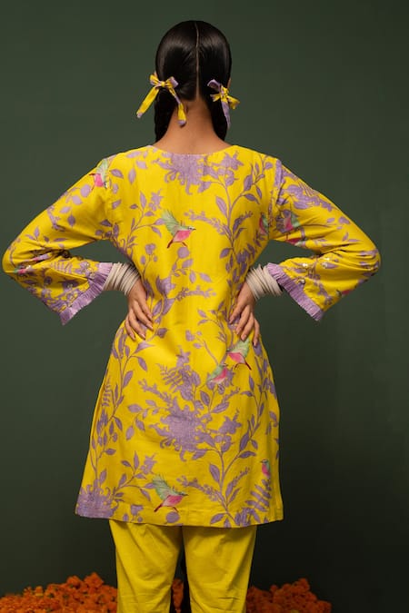 Shop_Chrkha_Yellow Kurta Chanderi Silk And Pant Cotton Sequin & Floral Print Scallop & Set _Online_at_Aza_Fashions